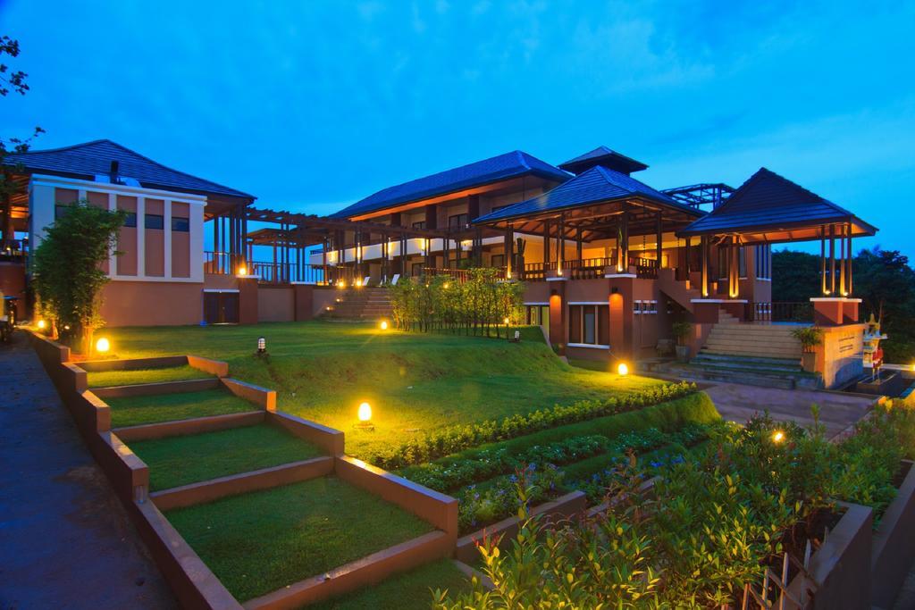 Islanda Resort Hotel Мак Экстерьер фото